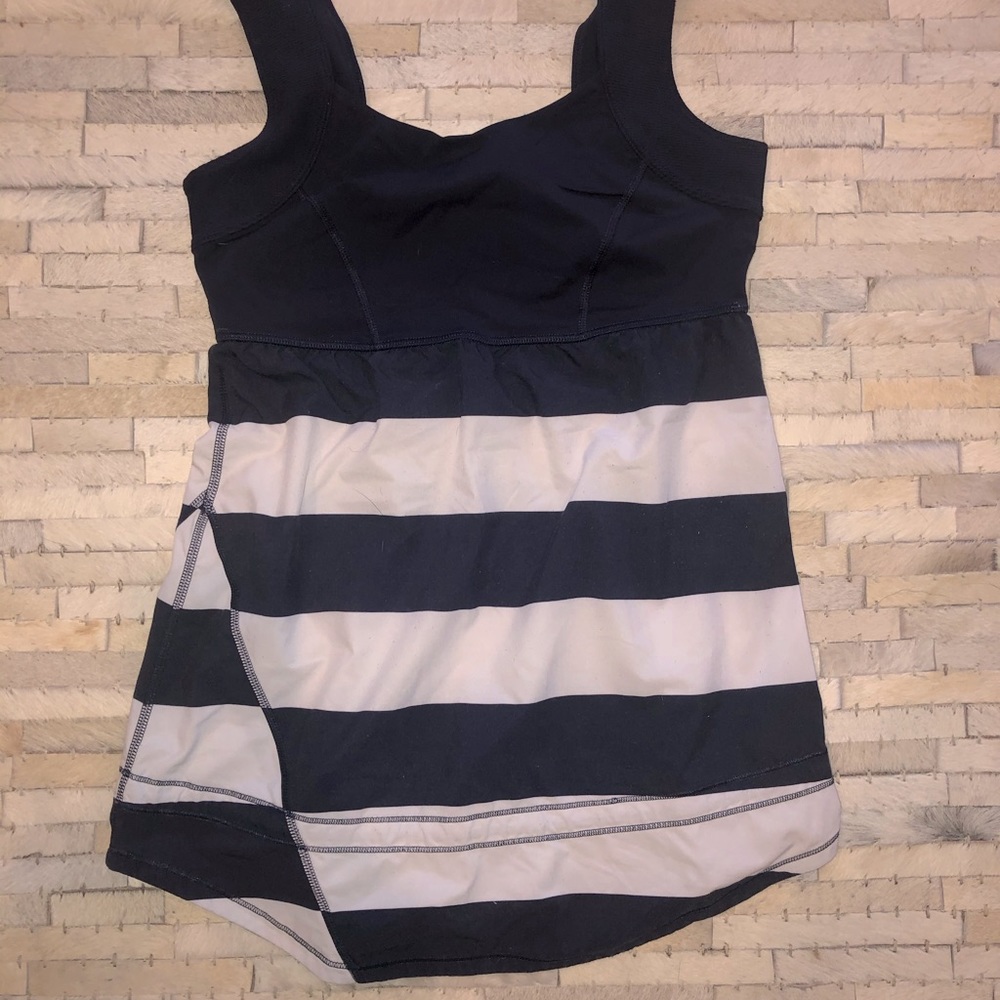 Lululemon navy & white striped tank - size 2